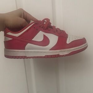 Nike coral/white Sneakers